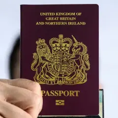 Brytyjski paszport. Czy do Szkocji potrzebny jest paszport? Tak, jeśli podróżujesz spoza Wielkiej Brytanii.
