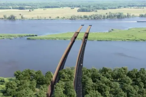 Szczecin nad Bałtyk: Szybki dojazd, najbliższe plaże, tunel Świnoujście