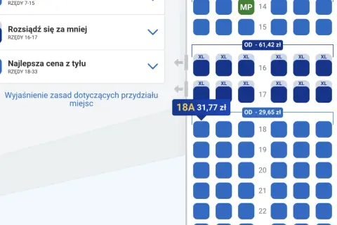 Wybieranie miejsc w samolocie Ryanair. Widok planu siedzeń z opcjami "Rozsiądź się za mniej" i "Najlepsza cena z tyłu".