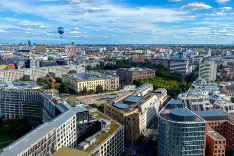 Czy Berlin jest bezpieczny? Praktyczne porady i strefy ostrożności