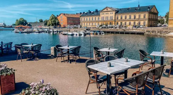 Karlskrona: Gdzie zjeść? Od fiki po kroppkakor przewodnik smakosza