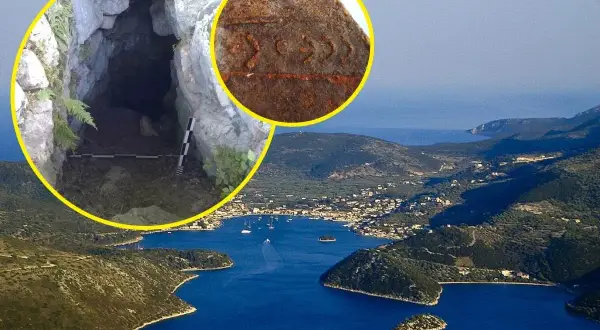 Jaskinia i fragment naczynia z symbolami, potencjalnie z epoki Odyseusza, na tle malowniczej wyspy.