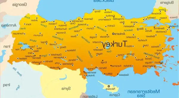 Mapa Turcji z zaznaczonymi miastami. Podróżując po kraju, warto sprawdzić, czy w Turcji jest bezpiecznie, planując trasę.