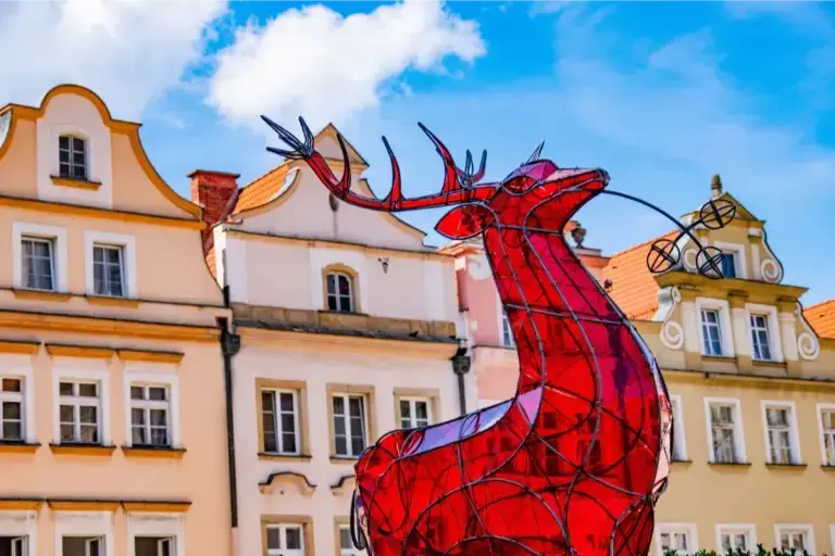 Jelenia Góra: Niezapomniane atrakcje od Karkonoszy po uzdrowisko
