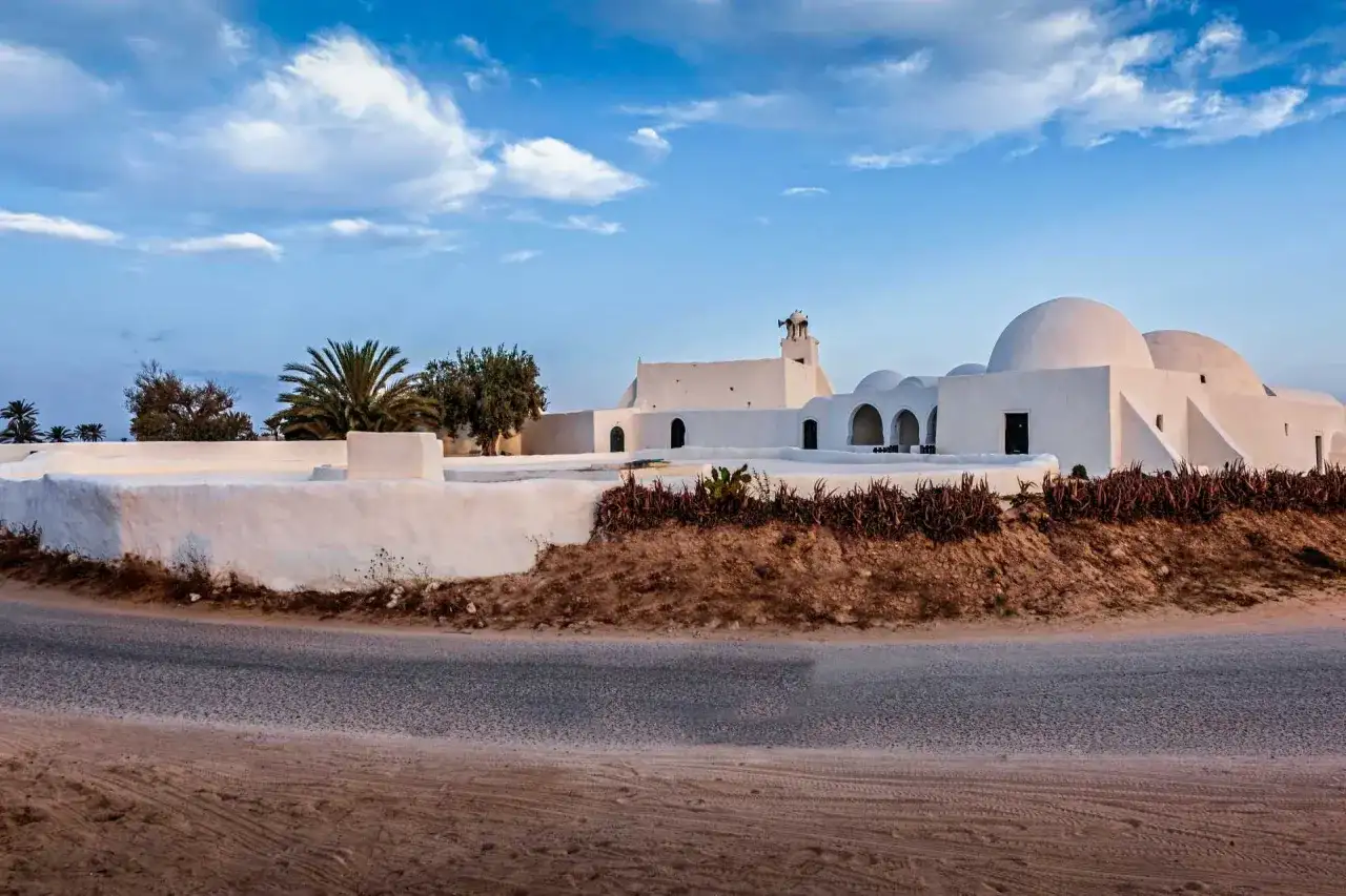 Djerba na wakacje - kiedy lecieć i co zobaczyć?