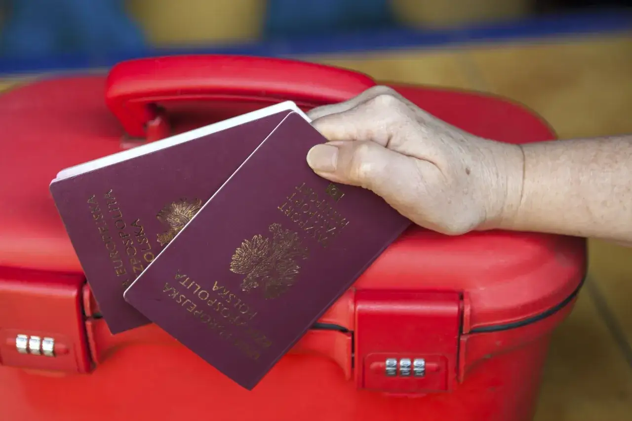 uszkodzony paszport, paszport po zmianie nazwiska